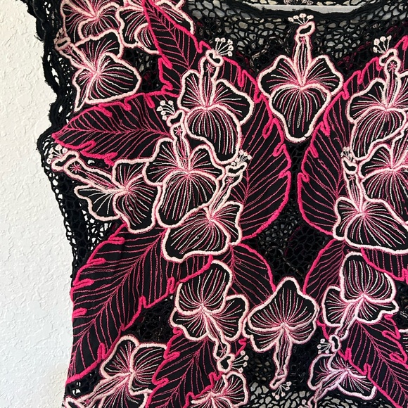 Y2K Black Lace Embroidered Floral Top Pink Leaf Sheer Cap Sleeve, Boho, Coquette - Picture 3 of 5